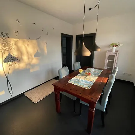 Apartment Naturapartment Mit Ausblick Stadtnah